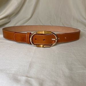 J. McLaughlin women’s belt with burnt bamboo accents on buckle Size Small